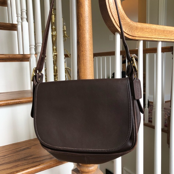 Coach Handbags - 🍾Coach Messenger 9951 Patricia Vintage Crossbody Purse Brown